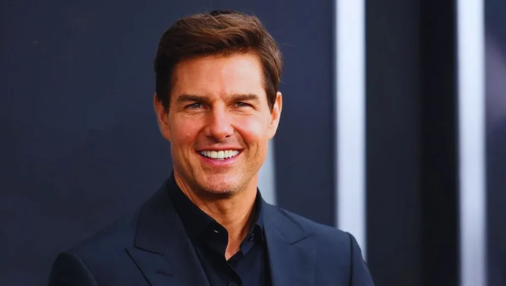 Mission-Impossible-fame-Tom-Cruise-watched-Bollywood-movies-had-a-special-conversation-with-everyone-in-Hindi
